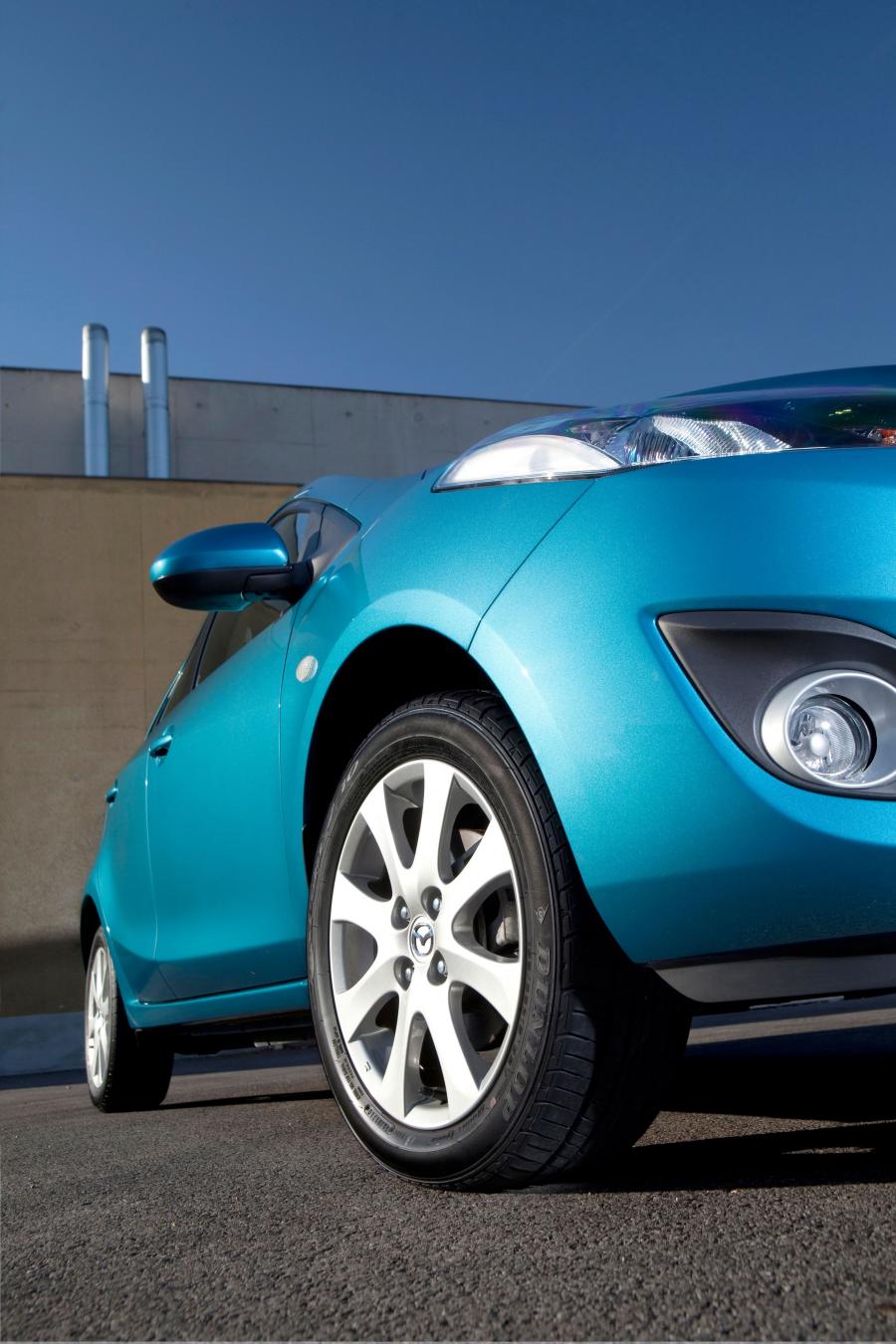 Mazda2 2010 года  (фото 3 из 183)